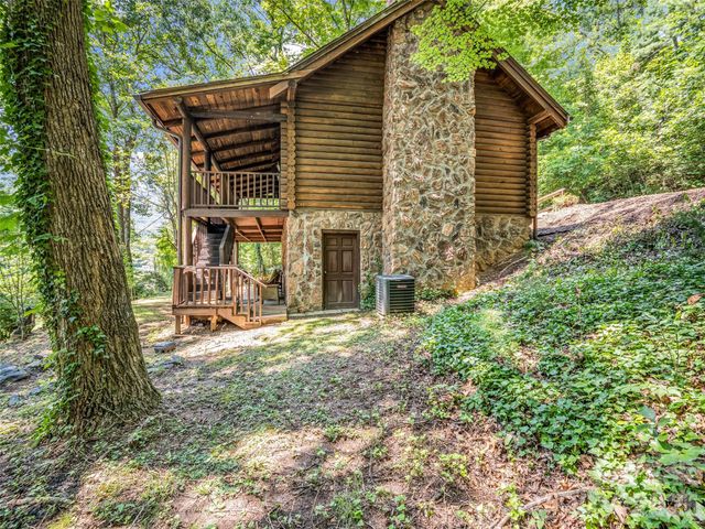 286 Harris Road, Lake Lure, NC 28746