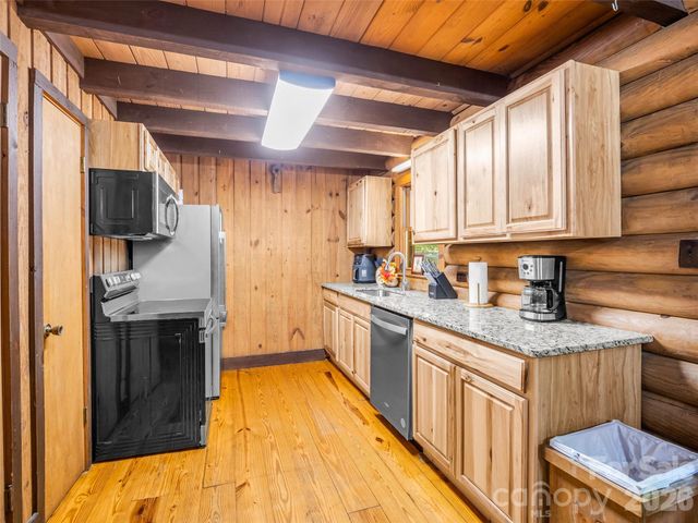 286 Harris Road, Lake Lure, NC 28746