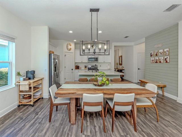 7412 RIDGELAKE CIRCLE, Bradenton, FL 34203