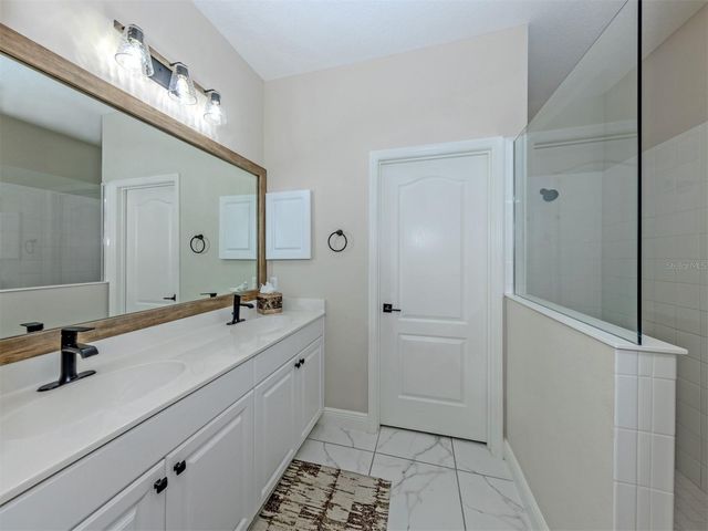 7412 RIDGELAKE CIRCLE, Bradenton, FL 34203