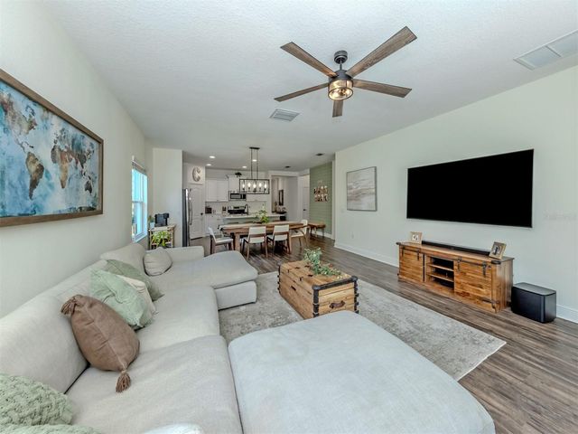 7412 RIDGELAKE CIRCLE, Bradenton, FL 34203