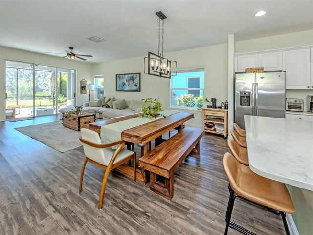 7412 RIDGELAKE CIRCLE, Bradenton, FL 34203