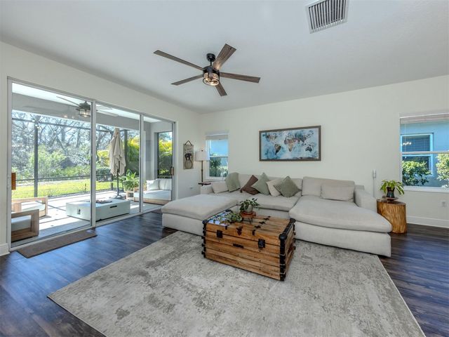 7412 RIDGELAKE CIRCLE, Bradenton, FL 34203