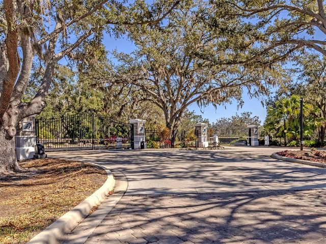 7412 RIDGELAKE CIRCLE, Bradenton, FL 34203