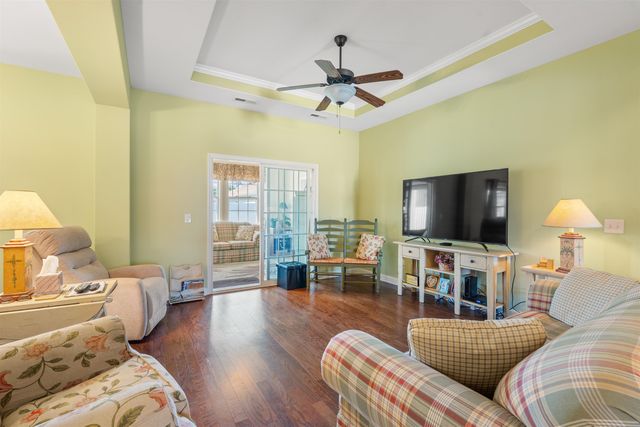 237 Cloverleaf Dr., Longs, SC 29568