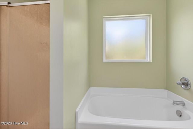 106 Sonia Drive, Hubert, NC 28539