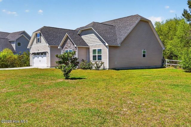 106 Sonia Drive, Hubert, NC 28539