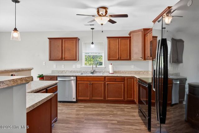 106 Sonia Drive, Hubert, NC 28539