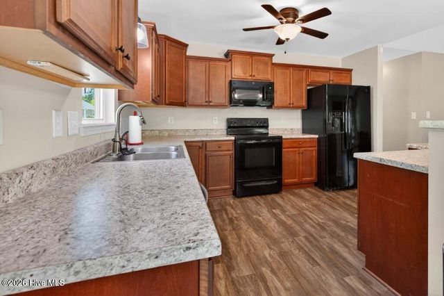 106 Sonia Drive, Hubert, NC 28539