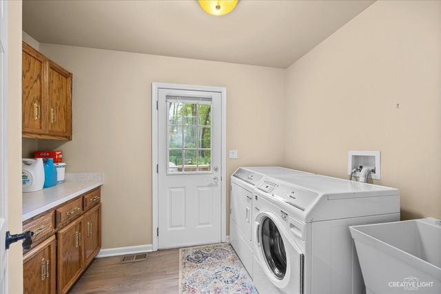 440 Cranesbill Drive, West Chicago, IL 60185