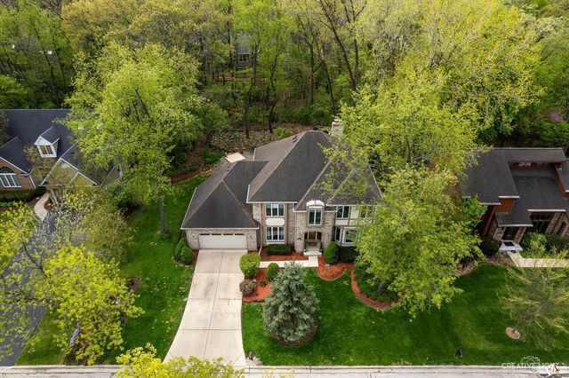 440 Cranesbill Drive, West Chicago, IL 60185