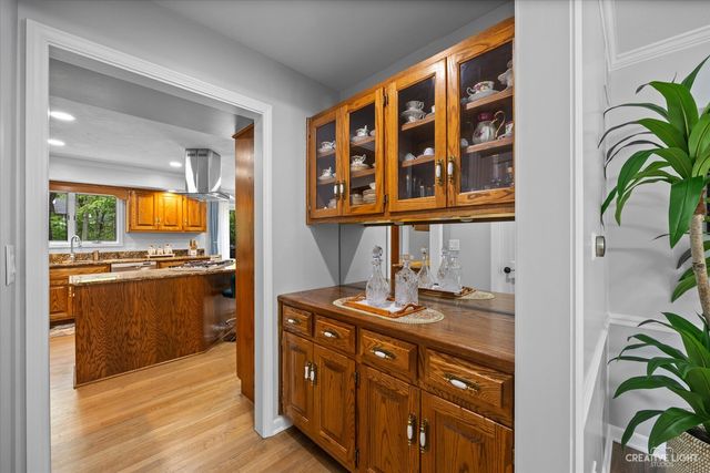 440 Cranesbill Drive, West Chicago, IL 60185