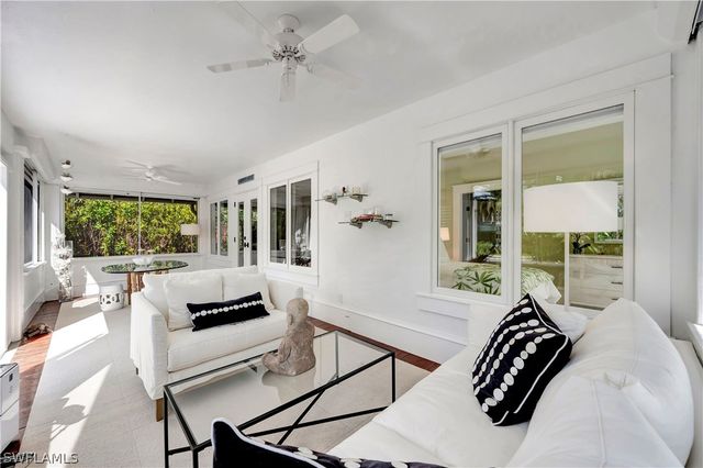 1375 Gordon DR, Naples, FL 34102