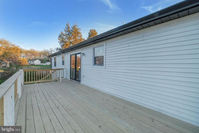 678 CHESTNUT SPRINGS LN, Glen Burnie, MD 21060
