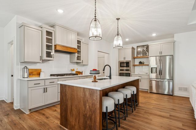 14633 Packard Street NE, Ham Lake, MN 55304