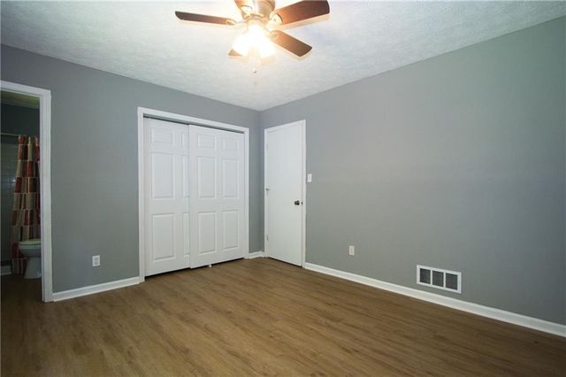 324 Zion Wood Road, Loganville, GA 30052