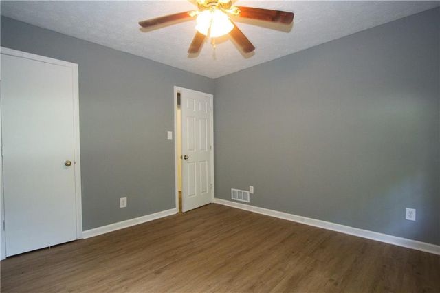 324 Zion Wood Road, Loganville, GA 30052