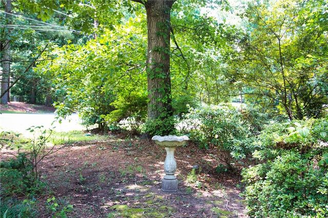 324 Zion Wood Road, Loganville, GA 30052