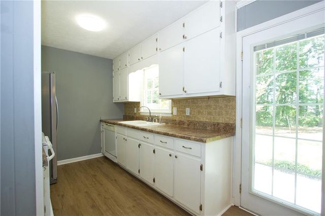 324 Zion Wood Road, Loganville, GA 30052