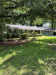 324 Zion Wood Road, Loganville, GA 30052