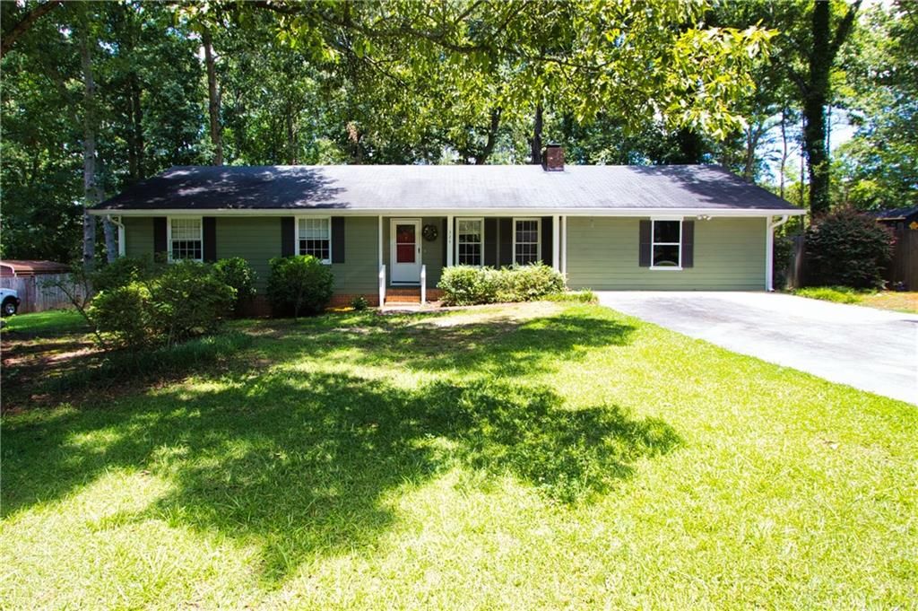 324 Zion Wood Road, Loganville, GA 30052
