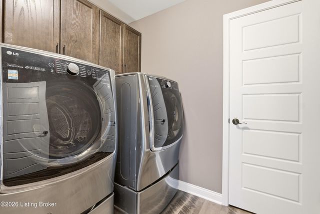 1004 Cedar Cove, La Grange, KY 40031