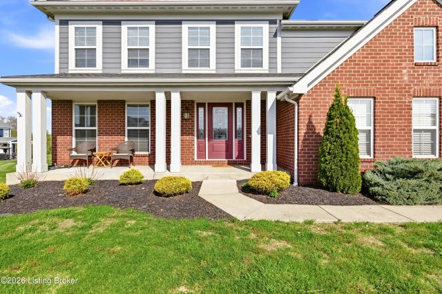 1004 Cedar Cove, La Grange, KY 40031