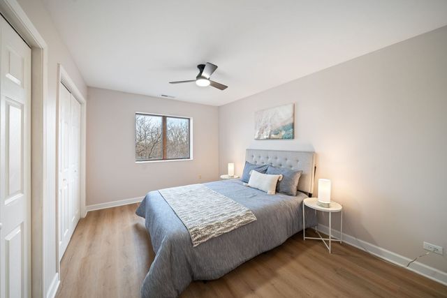 10 Trafalgar Square 403, Lincolnshire, IL 60069