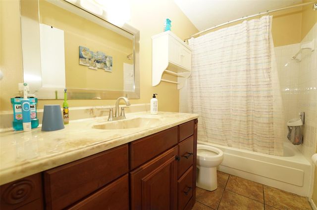8300 75TH AVENUE, Seminole, FL 33777