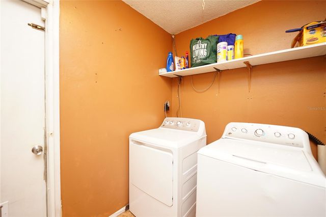 8300 75TH AVENUE, Seminole, FL 33777