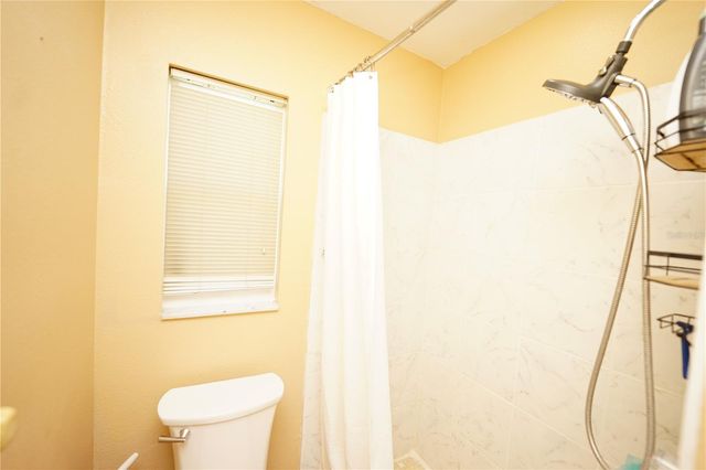 8300 75TH AVENUE, Seminole, FL 33777