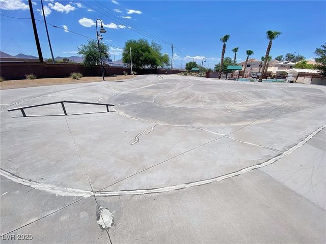 1588 Ward Frontier Lane, Henderson, NV 89002