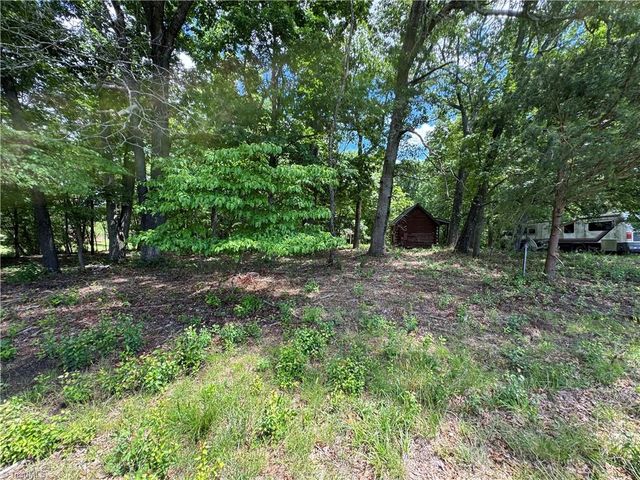 000 Barlow Court, King, NC 27021