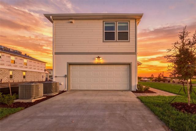 10507 EVENING STAR STREET, Orlando, FL 32829