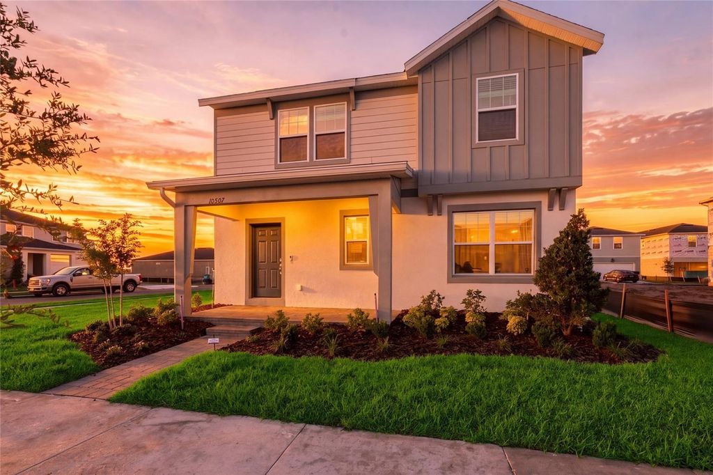 10507 EVENING STAR STREET, Orlando, FL 32829