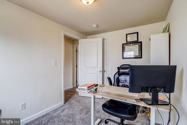 2512 KENT VILLAGE DR, Landover, MD 20785