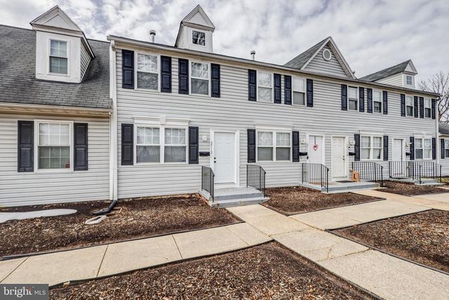 2512 KENT VILLAGE DR, Landover, MD 20785