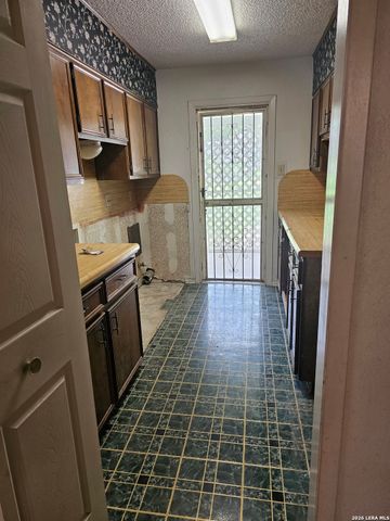 5923 CLEARBROOK DR, San Antonio, TX 78238