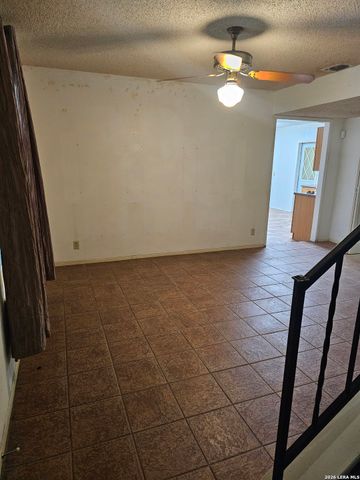 5923 CLEARBROOK DR, San Antonio, TX 78238