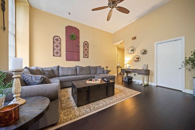 171 O'grady St. 18 aka 206, Fall River, MA 02720