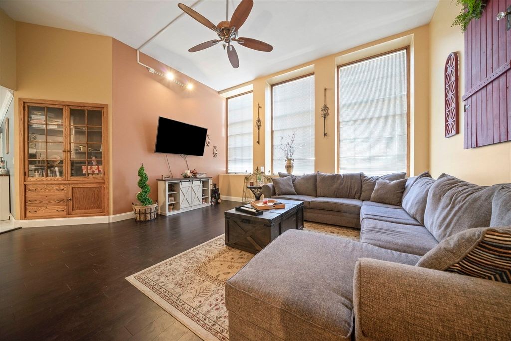 171 O'grady St. 18 aka 206, Fall River, MA 02720