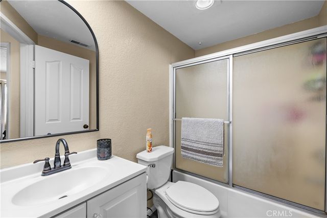 13855 McClure Avenue 1, Paramount, CA 90723