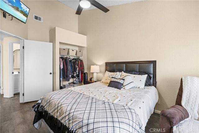 13855 McClure Avenue 1, Paramount, CA 90723