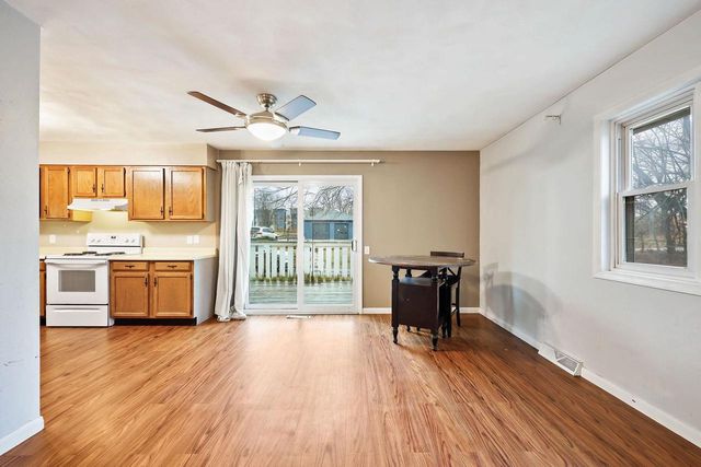 99 Orchard Lane, Mount Horeb, WI 53572