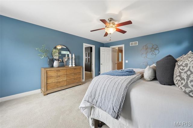 232 Sunset Villa Circle, O'fallon, MO 63366