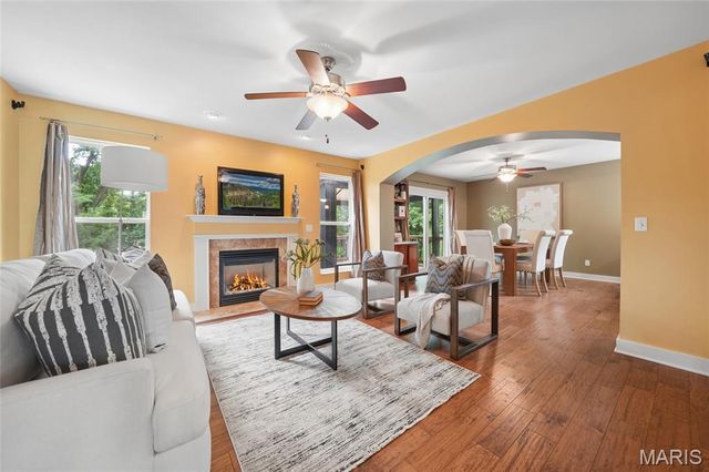232 Sunset Villa Circle, O'fallon, MO 63366
