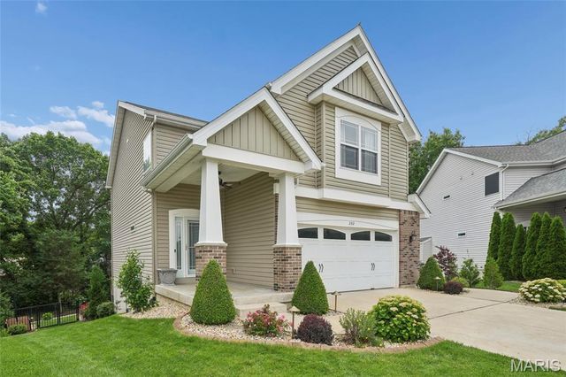 232 Sunset Villa Circle, O'fallon, MO 63366