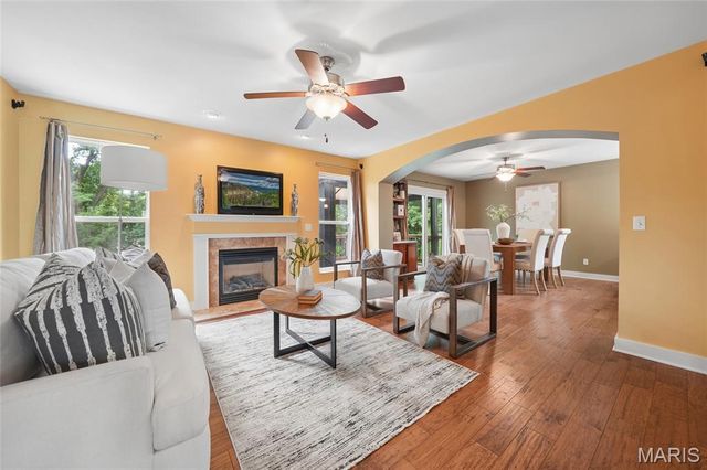 232 Sunset Villa Circle, O'fallon, MO 63366