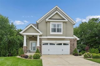 232 Sunset Villa Circle, O'fallon, MO 63366