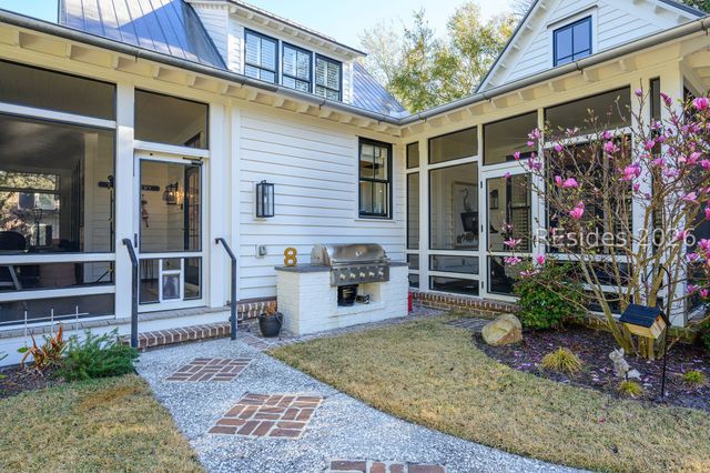 8 Boat House St, Bluffton, SC 29910